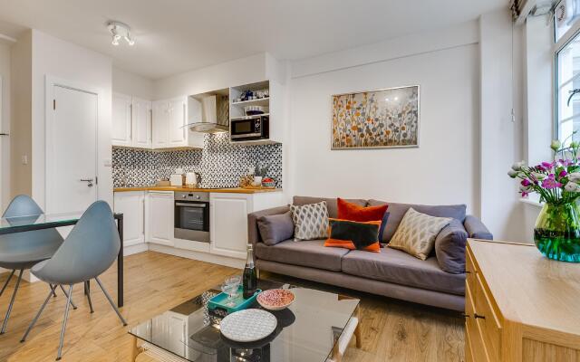 Nell Gwynn Chelsea Accommodation