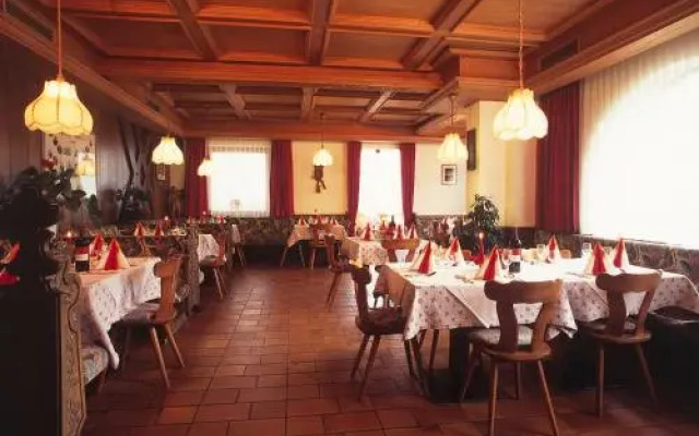 Gasthaus zum Weissen Kreuz