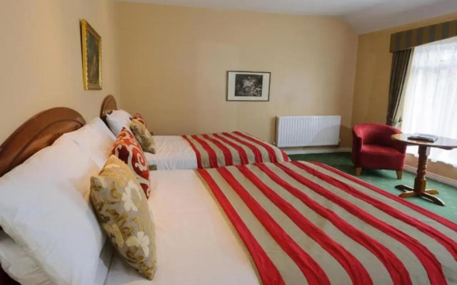 Brown Trout Golf & Country Inn