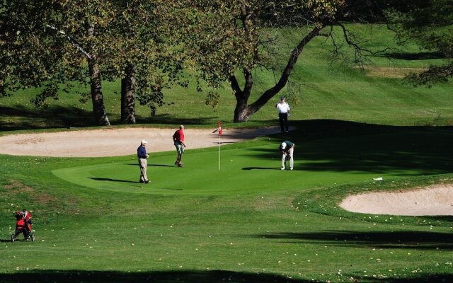 Sheridan Livery Inn & Restaurant