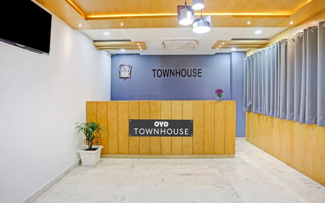 Townhouse 1049 Super Three Premium