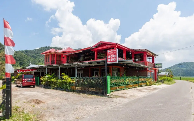 RedDoorz Syariah near Tirtasari Sonsang dan Banto Royo