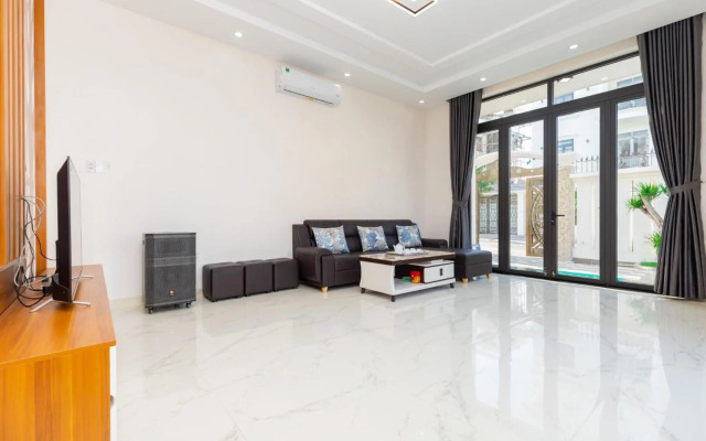 Palm Villa 29 (Luxury)