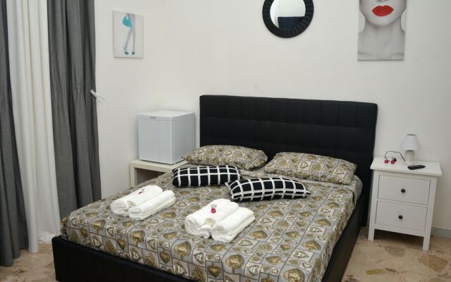 Exclusive House Center