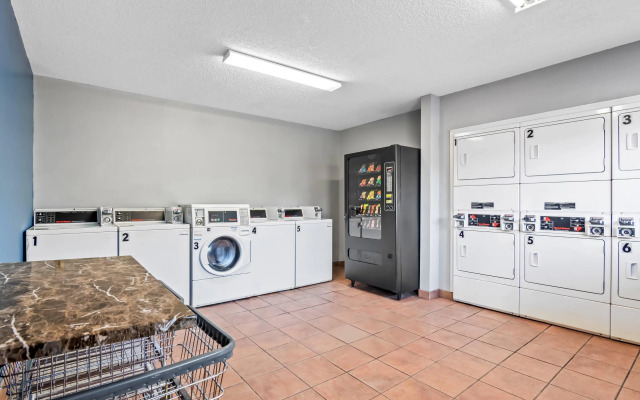 Suburban Studios Stuart near Federal Hwy 1