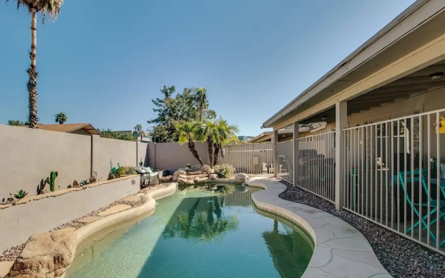 Scottsdale Kierland 3 Bdrm With Sparkling Pool!
