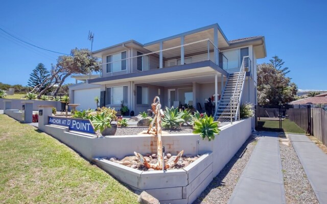 Anchor at 'D' Point, 2/14 Noamunga Street