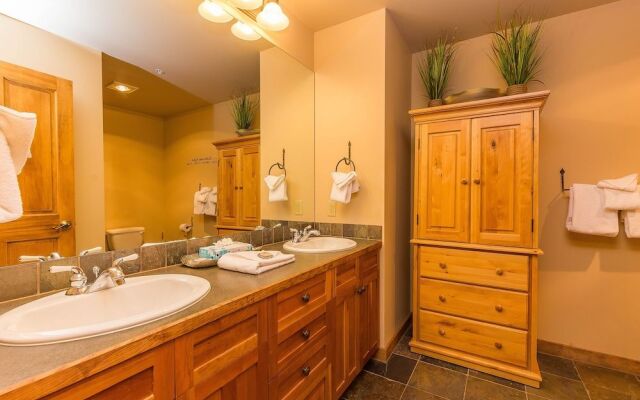 Red Hawk Lodge #2262 - 2 Br Condo