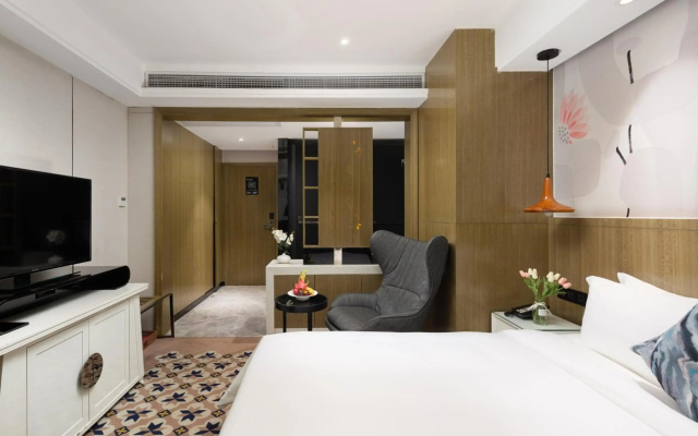 Paco Business Hotel - Longkou West