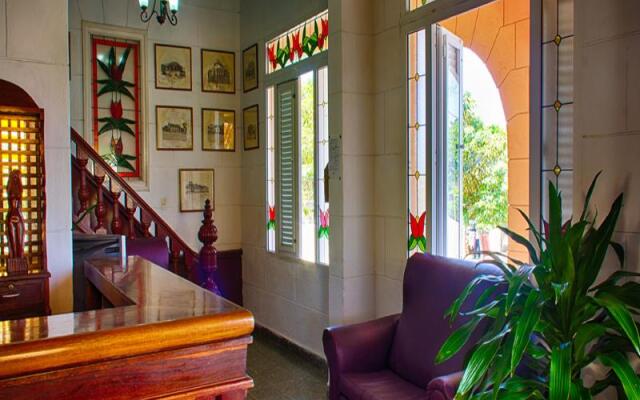 Hotel Dos Mares