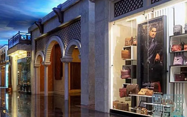 Royal Hotel Darvishi