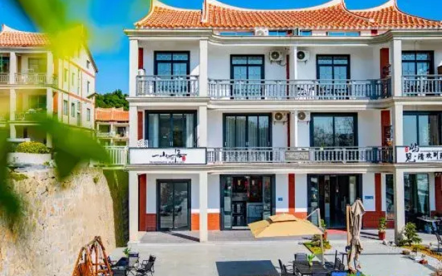 Meizhou Island One Mountain One Sea Homestay