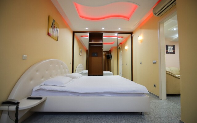 Prestige Apart Hotel