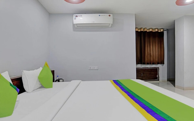 Oyo 9719 Hotel Relax Inn