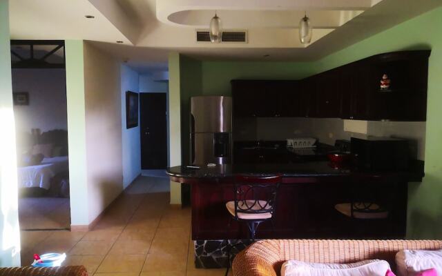 Beachfront Jaco Condos - Fully Equipped - 6 Pax