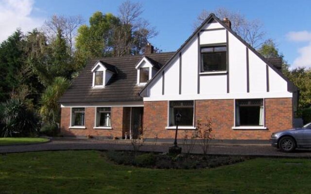 Silvertrees Bed & Breakfast