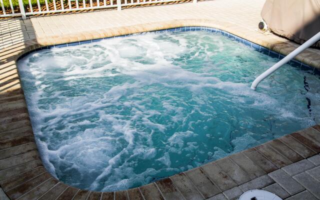 Comfort Suites Sarasota - Siesta Key