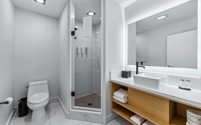 The Tower Hotel Fallsview