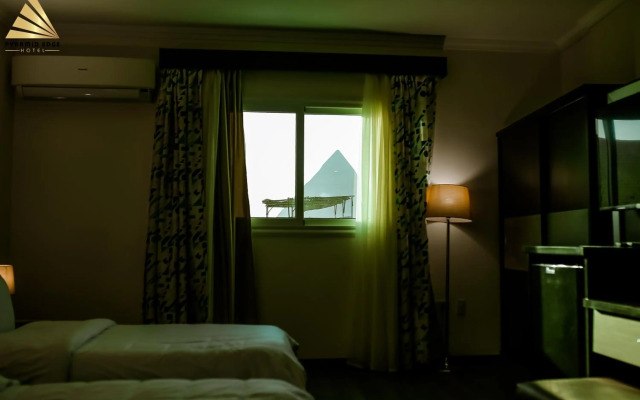 Pyramid Edge Hotel & Exclusive Pyramids View Rooftop