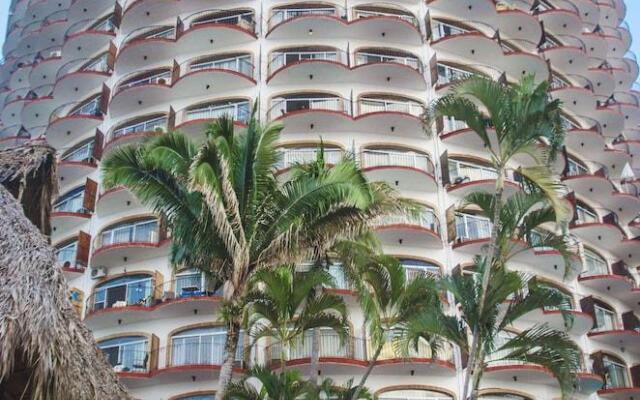 Beach Front Girasol Sur Apartments