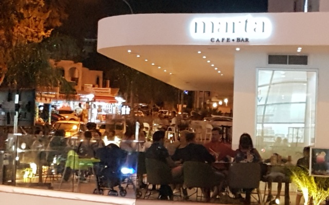 Anthea Hotel Apartments