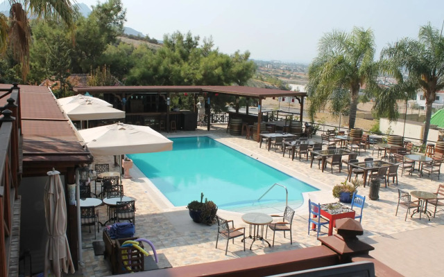 Bella View Art Boutique Hotel