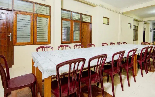 Hotel Stadion by OYO Rooms