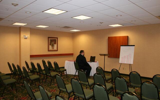 Hampton Inn Belle Vernon