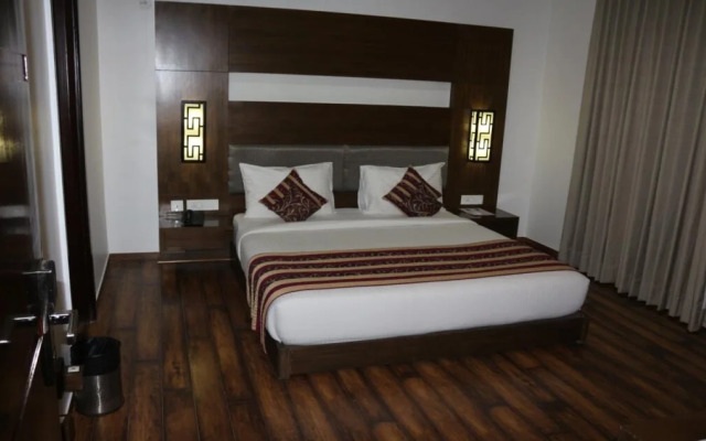Hotel Aju Palace