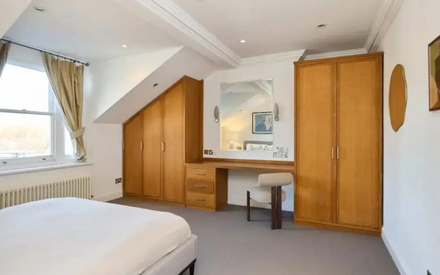 The Hampstead Getaway - Charming 5bdr Home With Conservatory