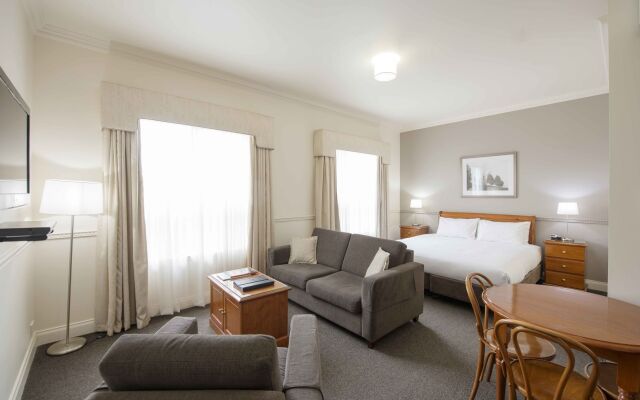 Majestic Tynte Street Hotel