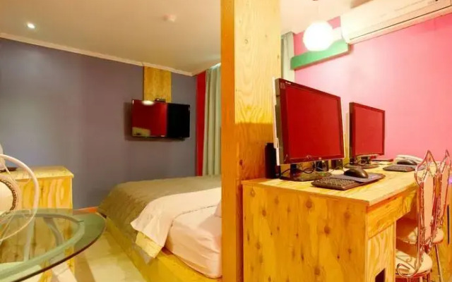 Provincial Plaza Hotel