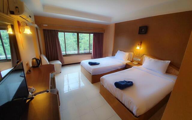 Highway Hotel Khon Kaen