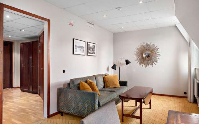 Best Western Plus Grand Hotel