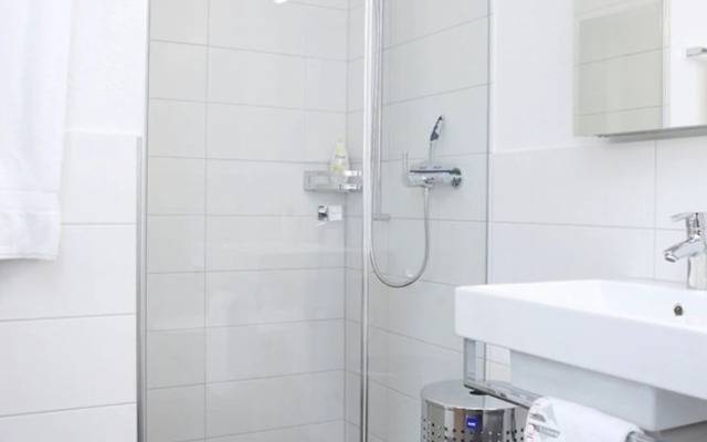 RELOC Serviced Apartments Wallisellen 16