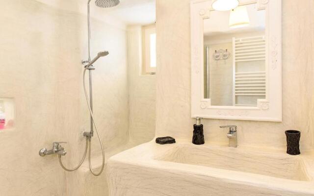 White Stone House 61