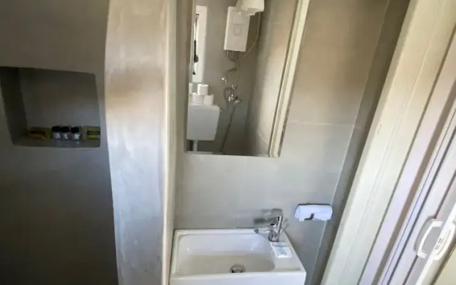 S&K Traditional Cycladic House Serifos