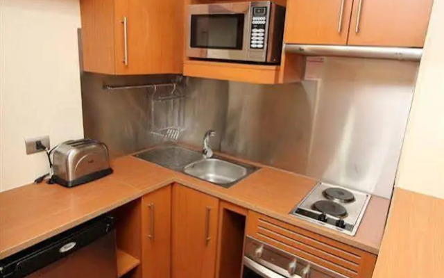 RQ Providencia Suites