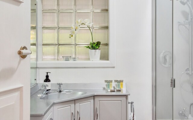 Rustic 2BR nr Mission Bay w Garden view