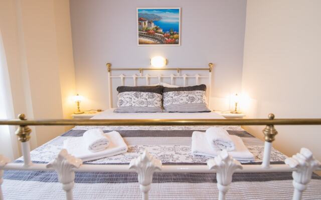 Kadith Apartments by CorfuEscapes