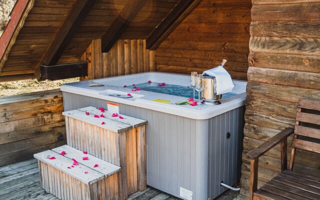 Wooden Cabin Žurej With Hot Tub