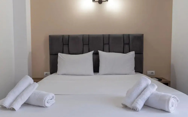 Elite Hotel