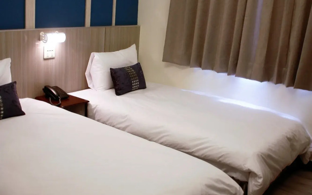 Prince To Travel Hotel