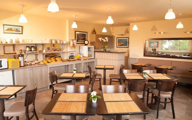 Brit Hotel Lannion - Perros Guirec