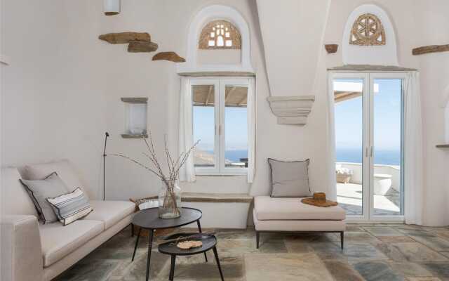 Morfes Luxury Apartments