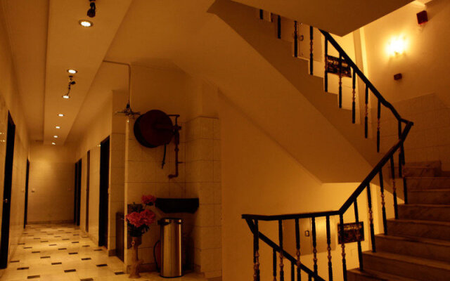 OYO 22154 Hotel Delhi Darbar