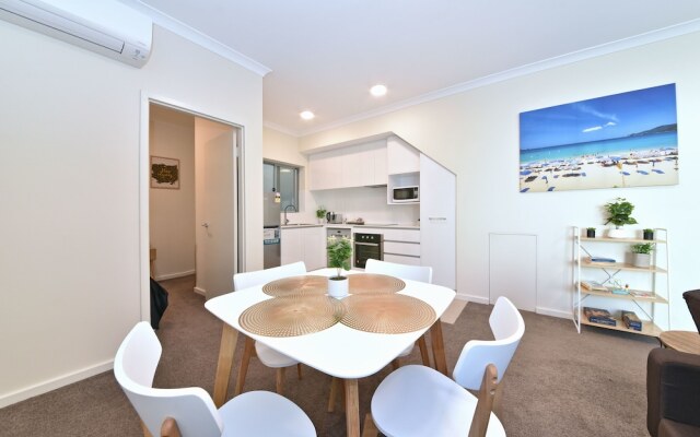 Modern Apartment in Perth City 1703