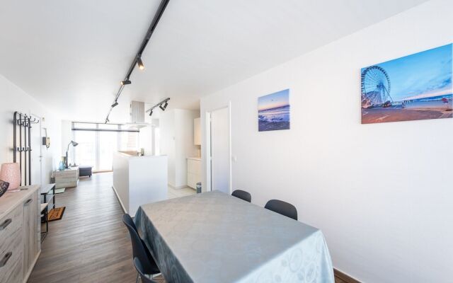 Pleasant Apartment With Sunny Terrace