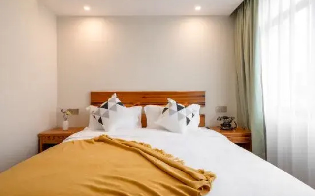 V8 Express Hotel