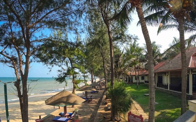 Golden Coast Resort and Spa